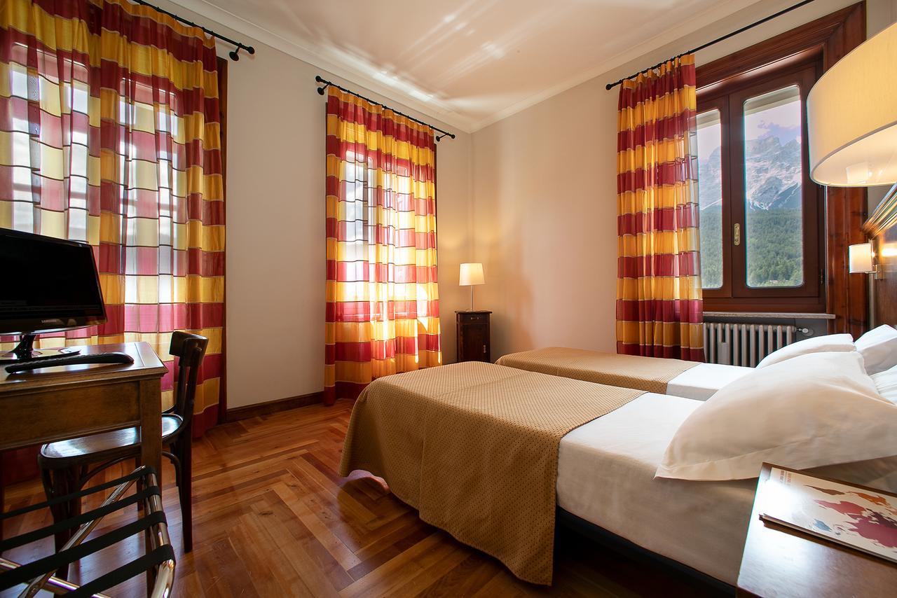 Th Borca Di Cadore - Park Hotel Des Dolomites ภายนอก รูปภาพ